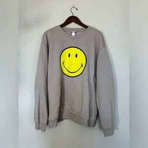 Smile graphic crewneck